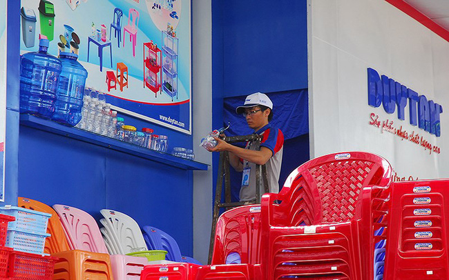 Thái, Hàn, Nhật thi nhau thâu tóm nhựa Việt